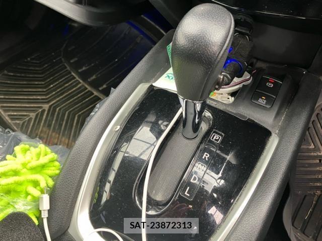 Nissan X-TRAIL HYBRID 2017-09 4334050-22