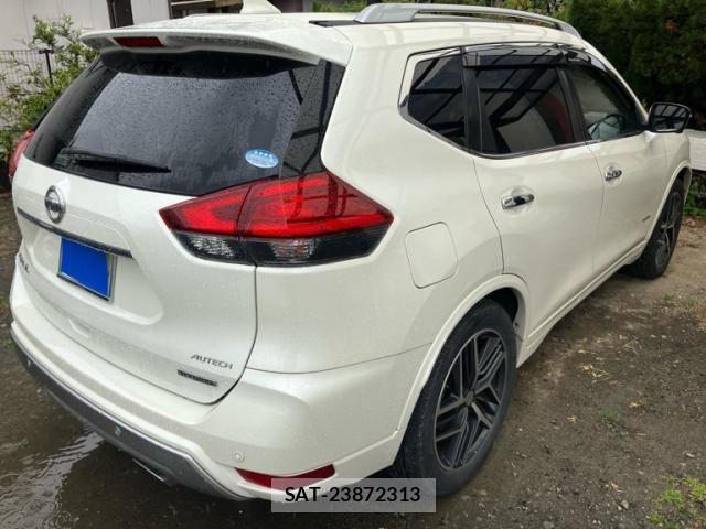 Nissan X-TRAIL HYBRID 2017-09 4334050-2