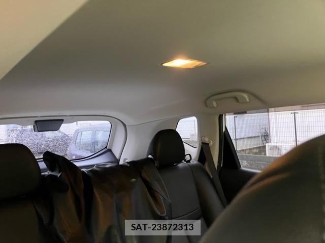Nissan X-TRAIL HYBRID 2017-09 4334050-8