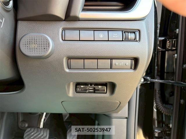 Nissan X-TRAIL HYBRID 2023-07 4334043-27