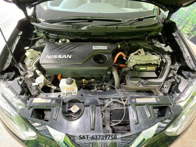 Nissan X-TRAIL HYBRID 2015-07 4425335-17