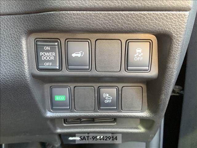Nissan X-TRAIL HYBRID 2017-10 4759755-9