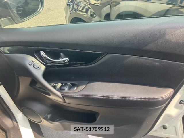 Nissan X-TRAIL HYBRID 2015-07 5883882-10