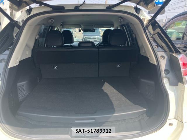 Nissan X-TRAIL HYBRID 2015-07 5883882-6