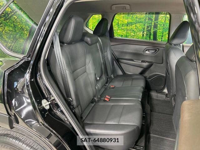 Nissan X-TRAIL HYBRID 2022-09 5883828-8