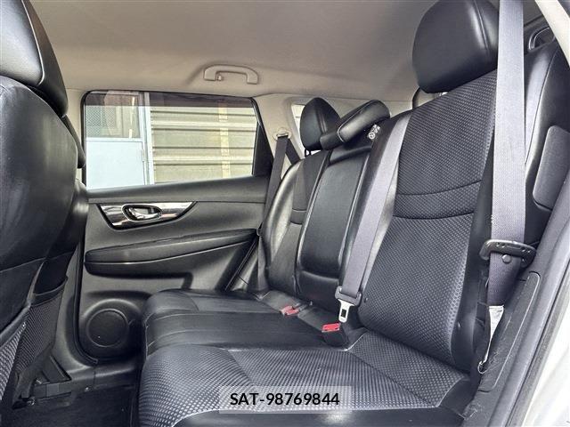 Nissan X-TRAIL HYBRID 2018-12 5883859-18