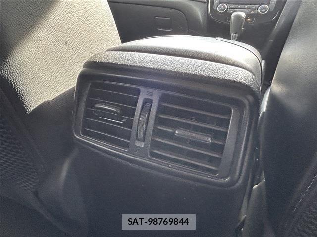 Nissan X-TRAIL HYBRID 2018-12 5883859-20
