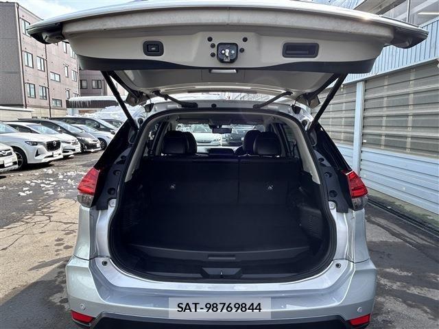 Nissan X-TRAIL HYBRID 2018-12 5883859-21