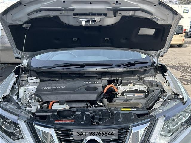 Nissan X-TRAIL HYBRID 2018-12 5883859-27
