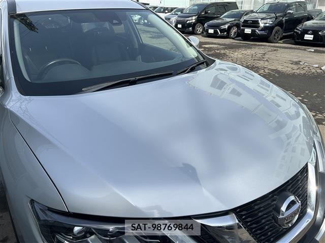 Nissan X-TRAIL HYBRID 2018-12 5883859-4