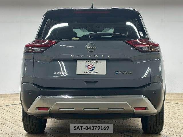 Nissan X-TRAIL HYBRID 2022-08 5883778-18