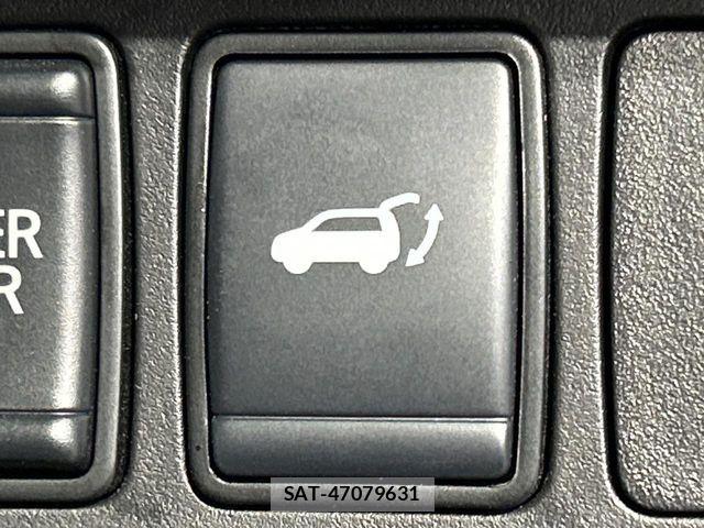 Nissan X-TRAIL HYBRID 2021-07 5883852-6