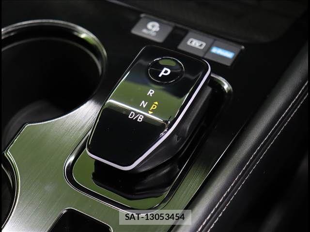 Nissan X-TRAIL HYBRID 2022-08 5883835-13