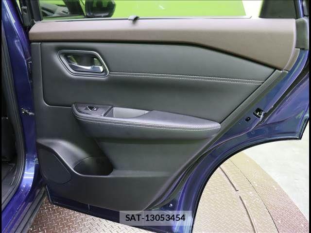 Nissan X-TRAIL HYBRID 2022-08 5883835-24