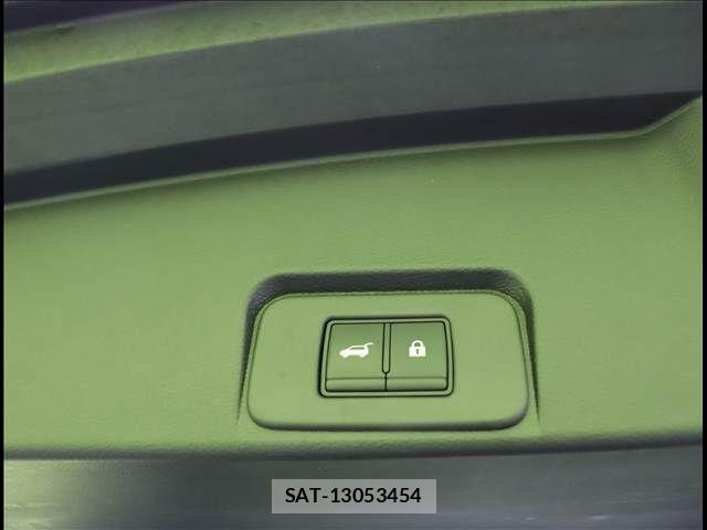 Nissan X-TRAIL HYBRID 2022-08 5883835-27
