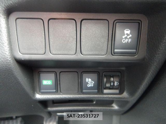 Nissan X-TRAIL HYBRID 2020-03 5883862-9