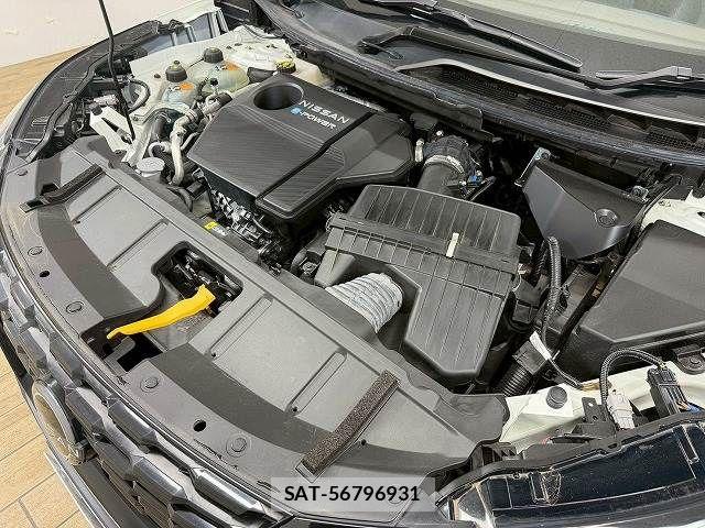 Nissan X-TRAIL HYBRID 2022-08 5883816-17