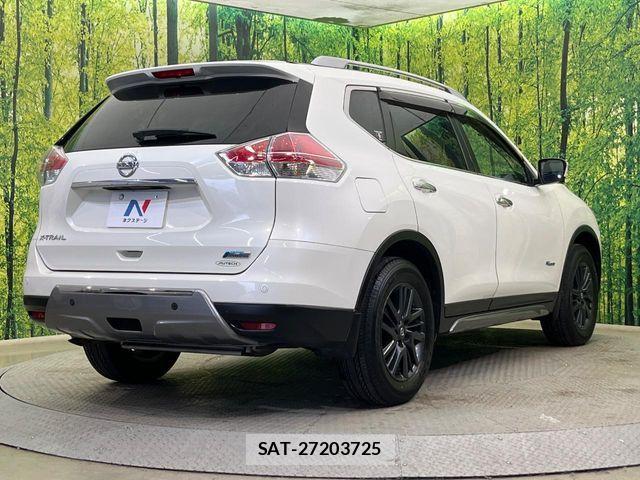 Nissan X-TRAIL HYBRID 2015-08 5883867-16