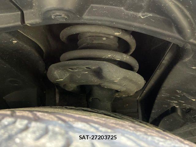 Nissan X-TRAIL HYBRID 2015-08 5883867-19