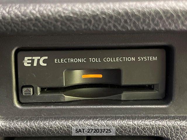 Nissan X-TRAIL HYBRID 2015-08 5883867-7