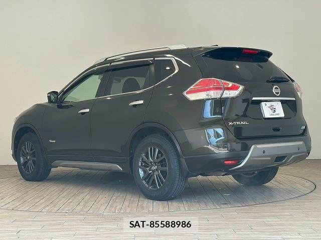 Nissan X-TRAIL HYBRID 2015-11 5883863-16