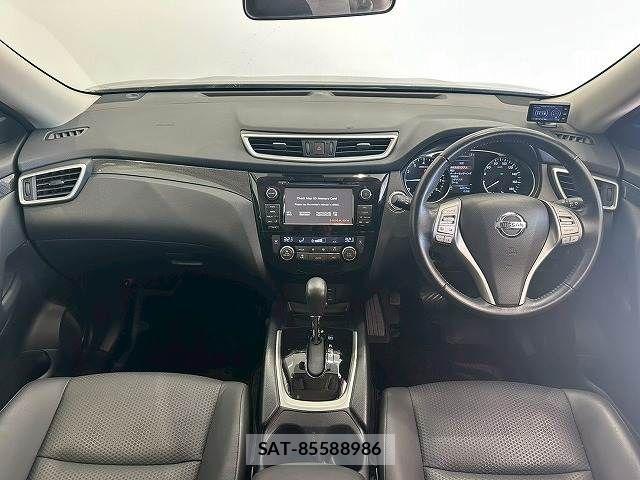 Nissan X-TRAIL HYBRID 2015-11 5883863-3