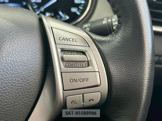 Nissan X-TRAIL HYBRID 2015-11 5883863-4