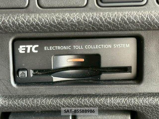 Nissan X-TRAIL HYBRID 2015-11 5883863-5