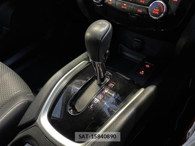 Nissan X-TRAIL HYBRID 2018-07 6023965-21