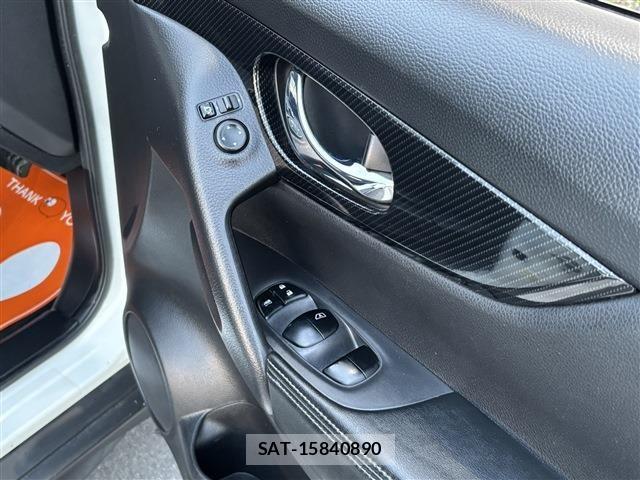 Nissan X-TRAIL HYBRID 2018-07 6023965-25