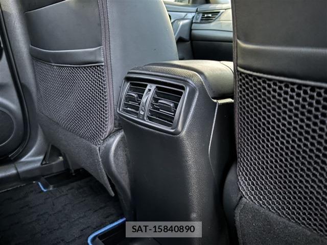 Nissan X-TRAIL HYBRID 2018-07 6023965-29