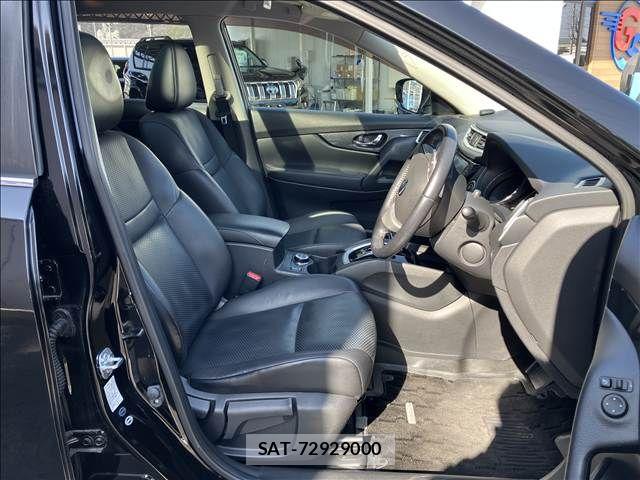 Nissan X-TRAIL HYBRID 2015-08 6023960-10