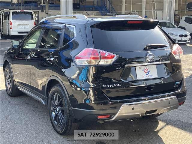 Nissan X-TRAIL HYBRID 2015-08 6023960-16