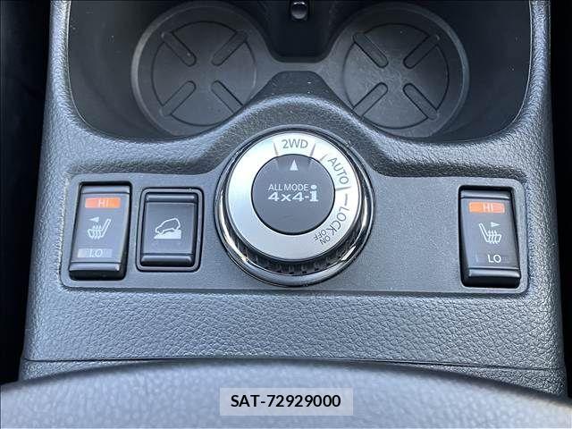 Nissan X-TRAIL HYBRID 2015-08 6023960-6