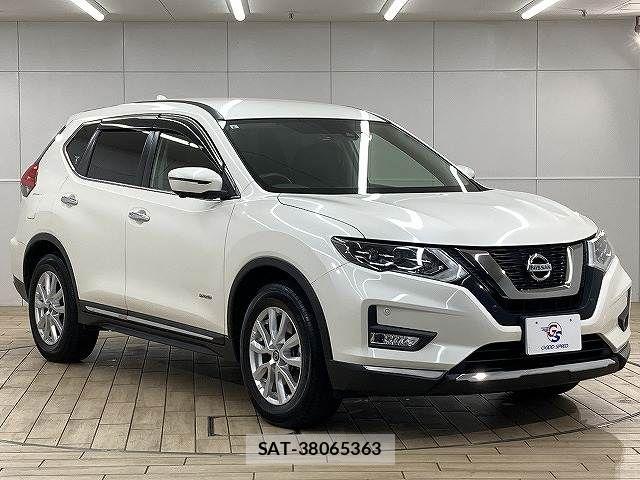 Nissan X-TRAIL HYBRID 2017-08 6023954-14