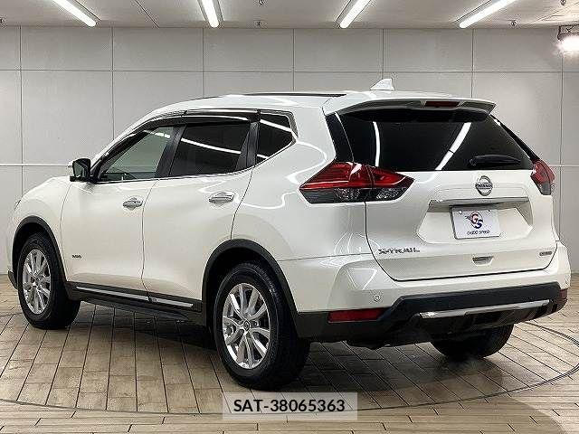 Nissan X-TRAIL HYBRID 2017-08 6023954-15