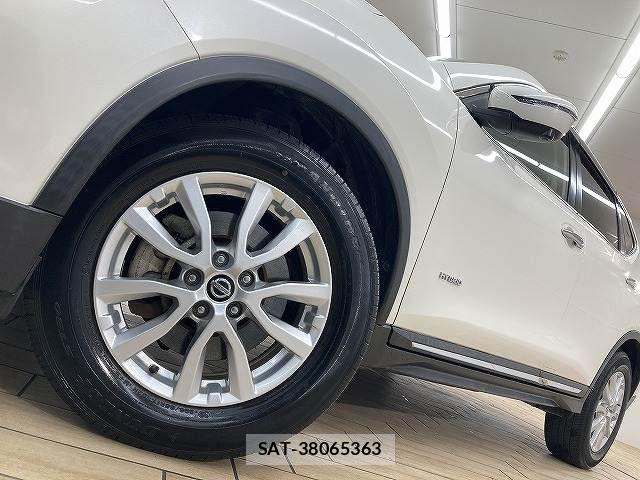Nissan X-TRAIL HYBRID 2017-08 6023954-18
