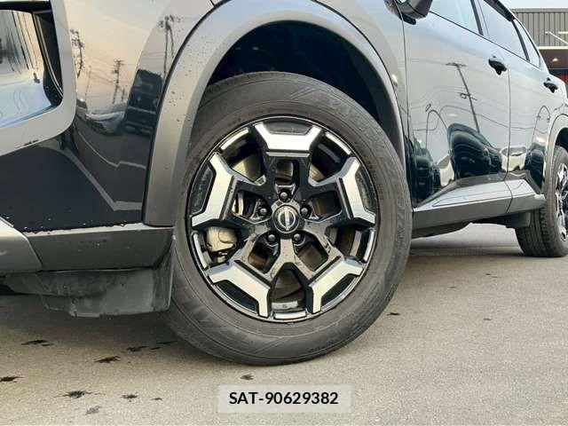 Nissan X-TRAIL HYBRID 2022-08 6023949-15