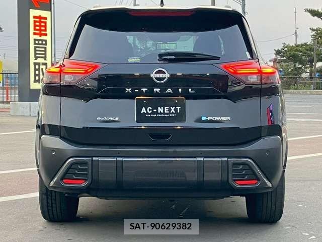 Nissan X-TRAIL HYBRID 2022-08 6023949-18