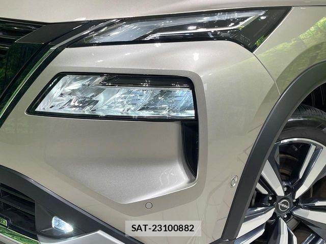 Nissan X-TRAIL HYBRID 2022-10 6221492-11