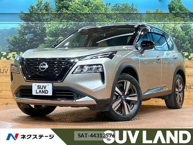 Nissan X-TRAIL HYBRID 2023-03 6221491-0