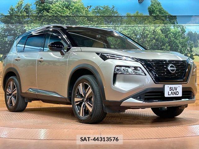 Nissan X-TRAIL HYBRID 2023-03 6221491-15