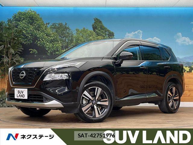 Nissan X-TRAIL HYBRID 2023-05 6221493-0