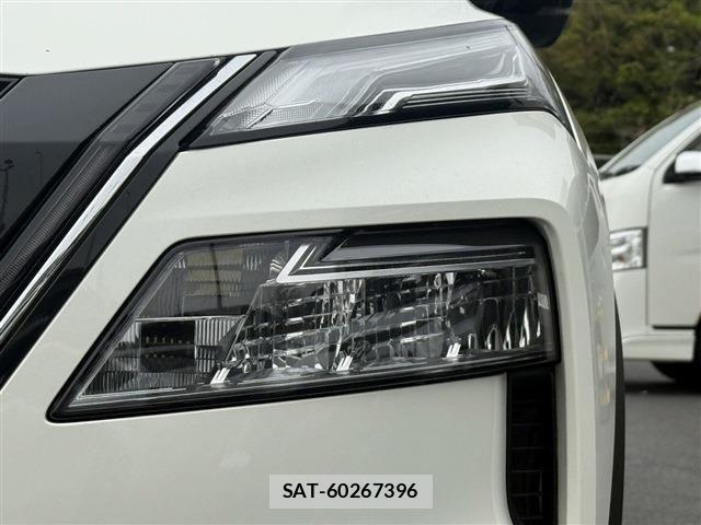 Nissan X-TRAIL HYBRID 2022-10 6221499-10