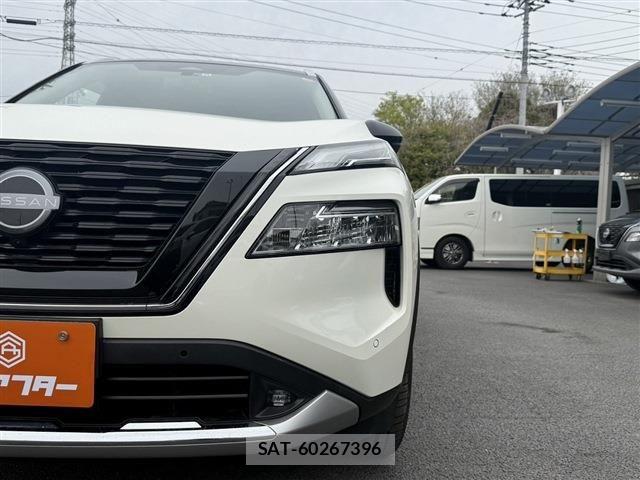 Nissan X-TRAIL HYBRID 2022-10 6221499-23