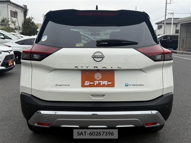 Nissan X-TRAIL HYBRID 2022-10 6221499-8