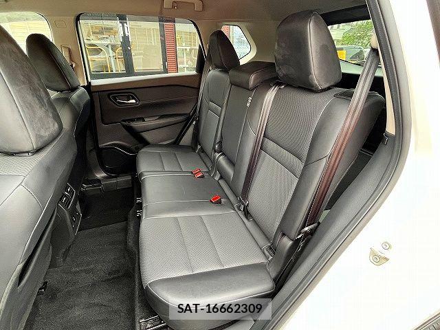Nissan X-TRAIL HYBRID 2022-10 6248586-12