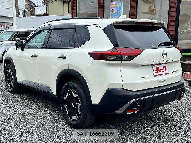Nissan X-TRAIL HYBRID 2022-10 6248586-8