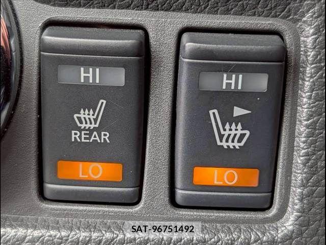 Nissan X-TRAIL HYBRID 2017-07 6277769-8