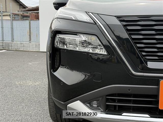 Nissan X-TRAIL HYBRID 2022-07 6505293-9